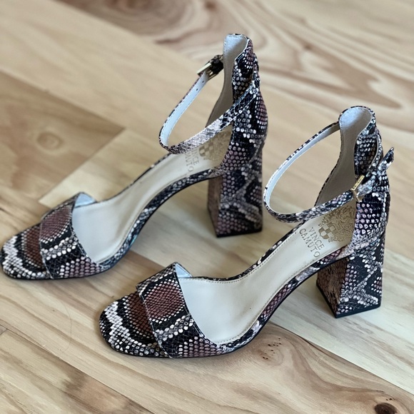 Vince Camuto Snake Print Winderly Block Heel Sandal NEW! - Picture 3 of 7
